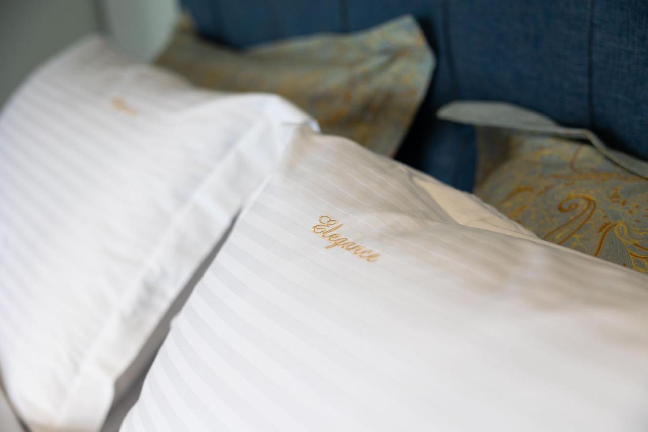 "Elegance" Central Luxury Apartment พีเรียส ภายนอก รูปภาพ